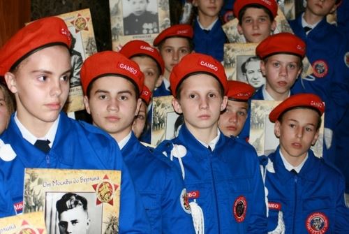 
<p>                                Тимошенко Вячеслав Петрович принял участие в празднование Дня Победы в Керчи</p>
<p>                        
