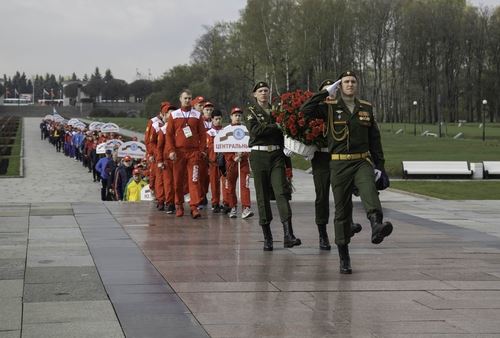 
<p>                                Международный юношеский турнир по самбо «Победа» собрал 287 самбистов</p>
<p>                        